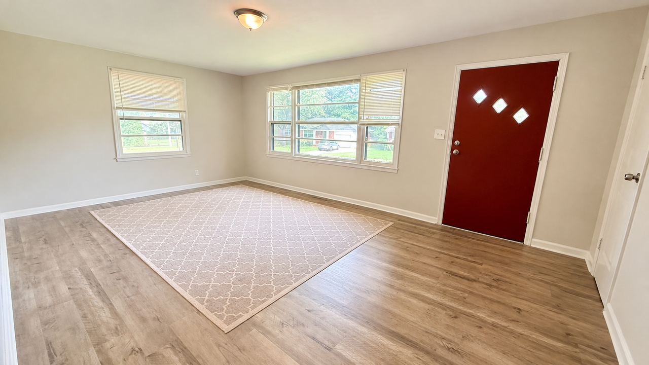 1908 Stevens Dr Ne #1 - Photo 3 of 27