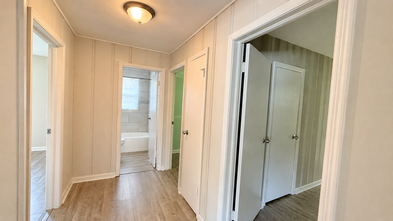 1908 Stevens Dr Ne #1 - Photo 5 of 27