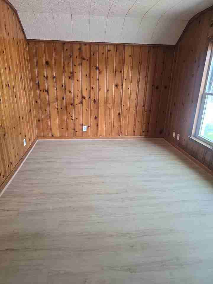 1206 Haney Ave Fl 2 #1 - Photo 5 of 11