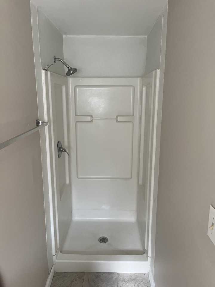 1216 N Limestone St #1216 - Photo 7 of 13