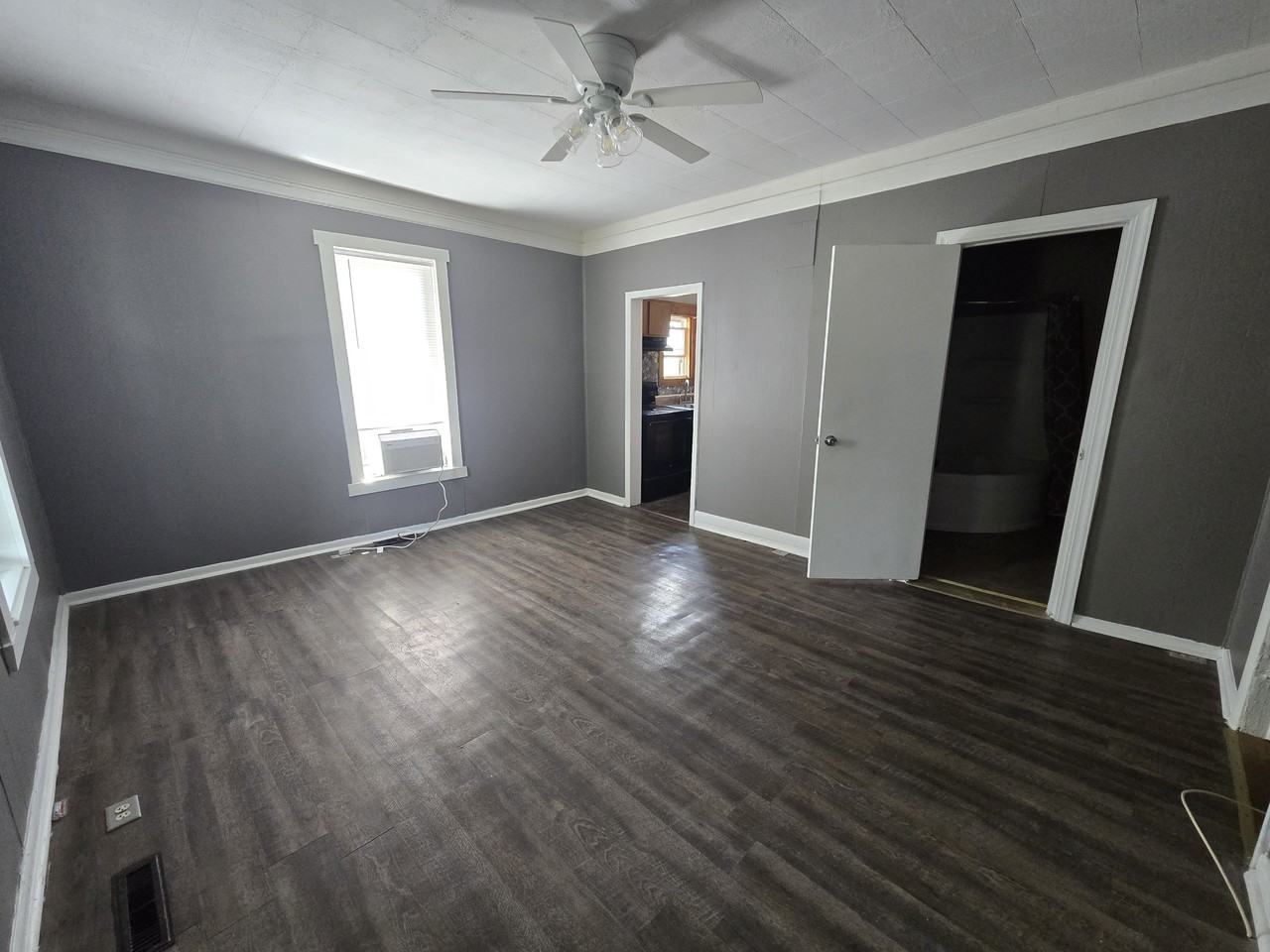 30 N Elm St #1 - Photo 4 of 7