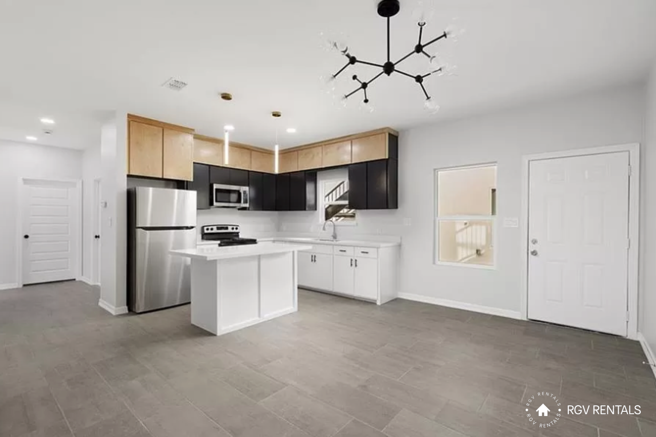 3813 N Mezcal Dr #3 - Photo 2 of 16