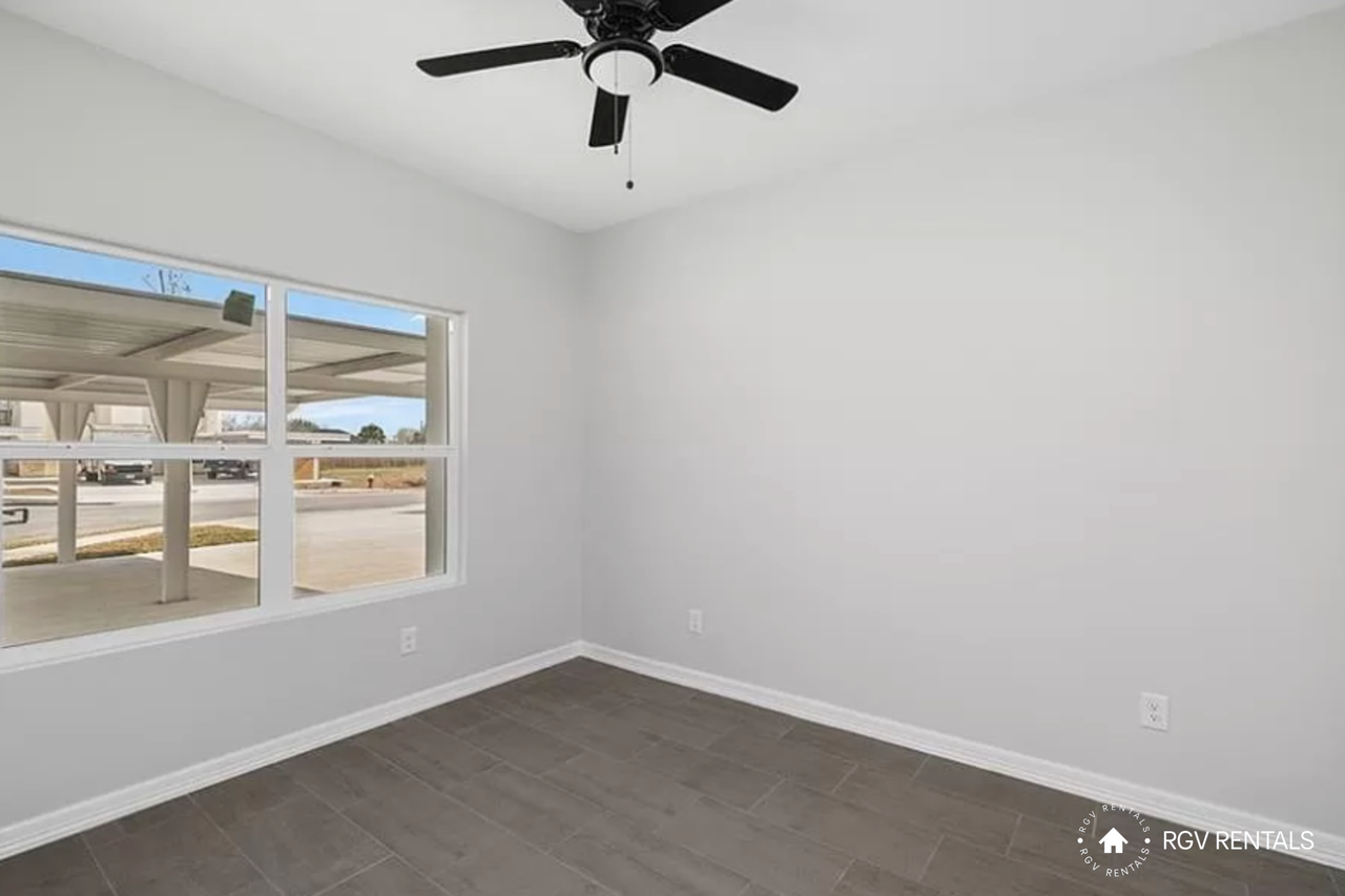 3813 N Mezcal Dr #3 - Photo 4 of 16