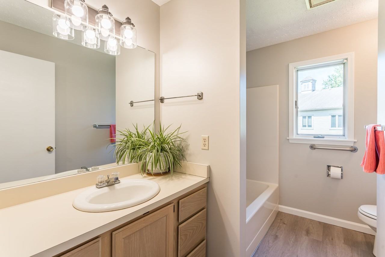 Seven Hearths Homestead Apartments - Photo 4 of 41
