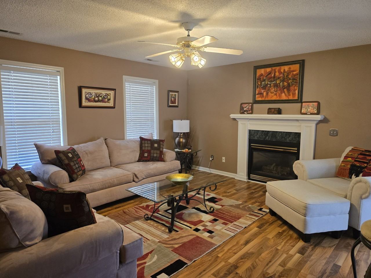 2837 Bridgeport Dr #1 - Photo 6 of 23