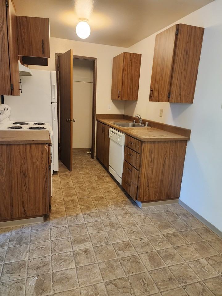 7935 3rd Ave Se Apt 9 #9 - Photo 4 of 14