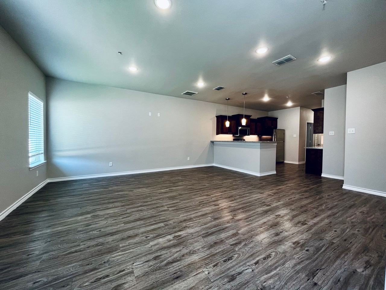 3404 25th St #3 - Photo 4 of 42