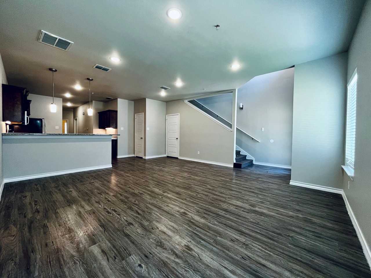 3404 25th St #3 - Photo 5 of 42
