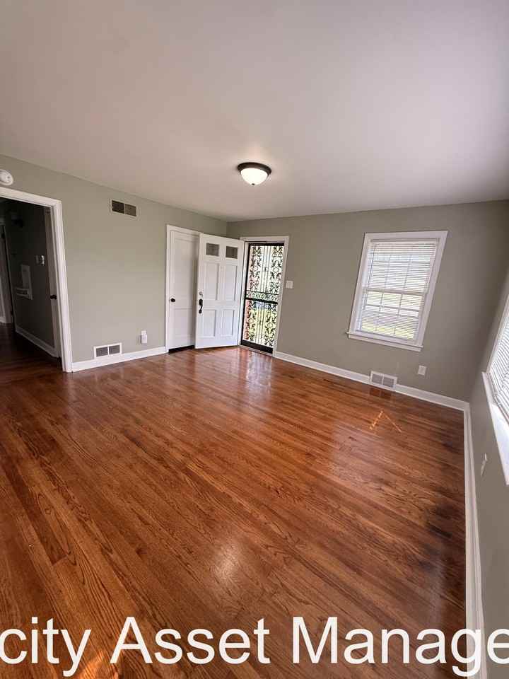 3305 Hendricks Ave #1 - Photo 3 of 13