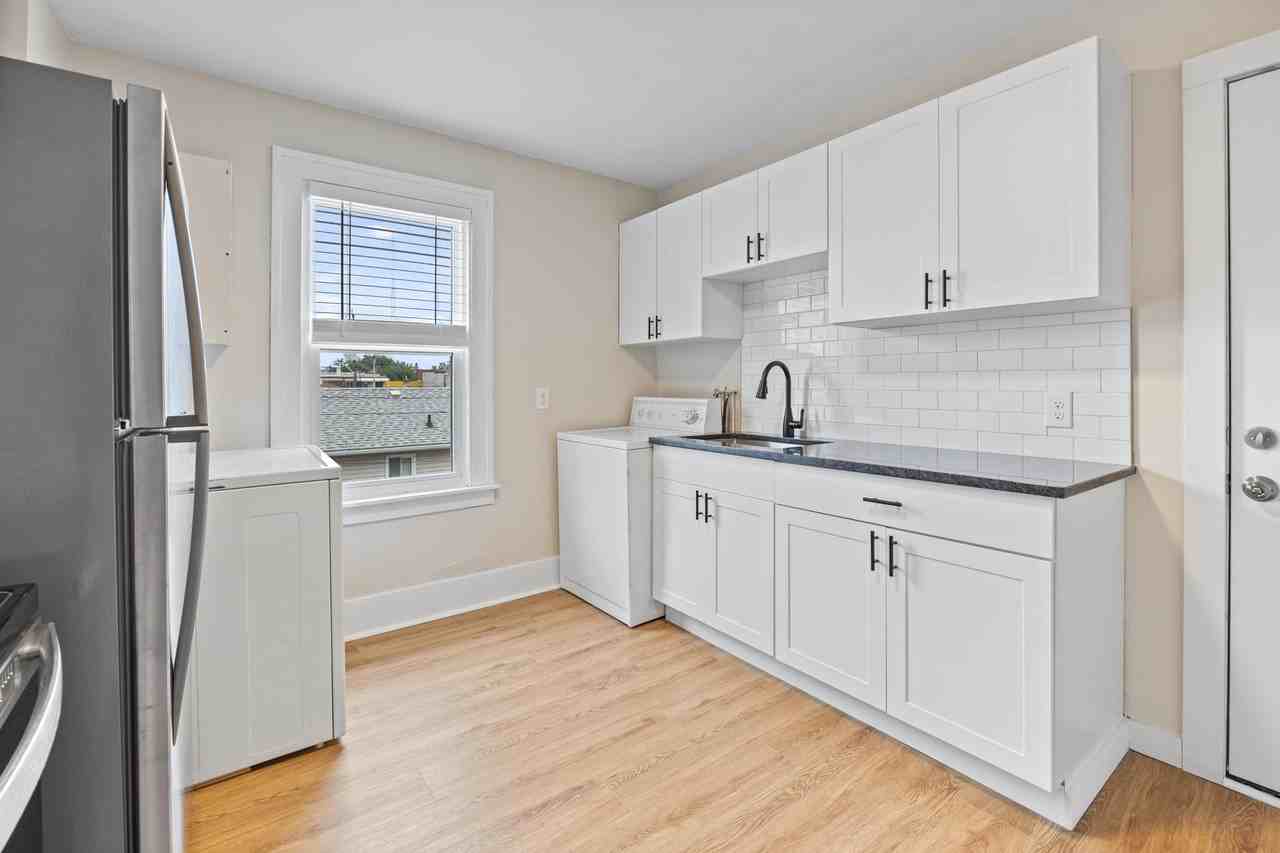 1358 Pierre Ave Uppr #UPPER
