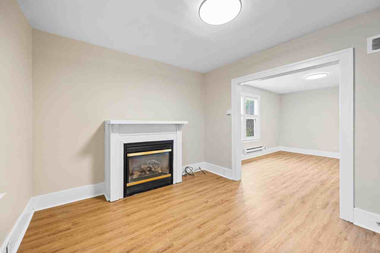 1358 Pierre Ave Uppr - Photo 5 of 14