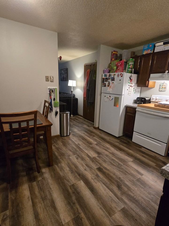 3218 Oak Knoll Dr #3 - Photo 2 of 12