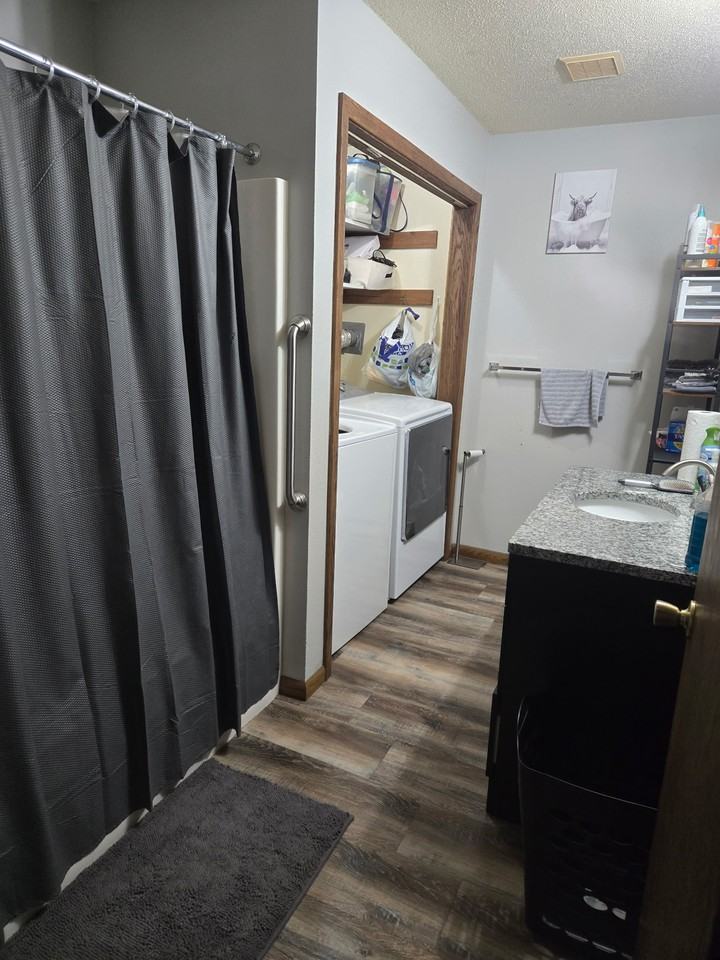 3218 Oak Knoll Dr #3 - Photo 4 of 12