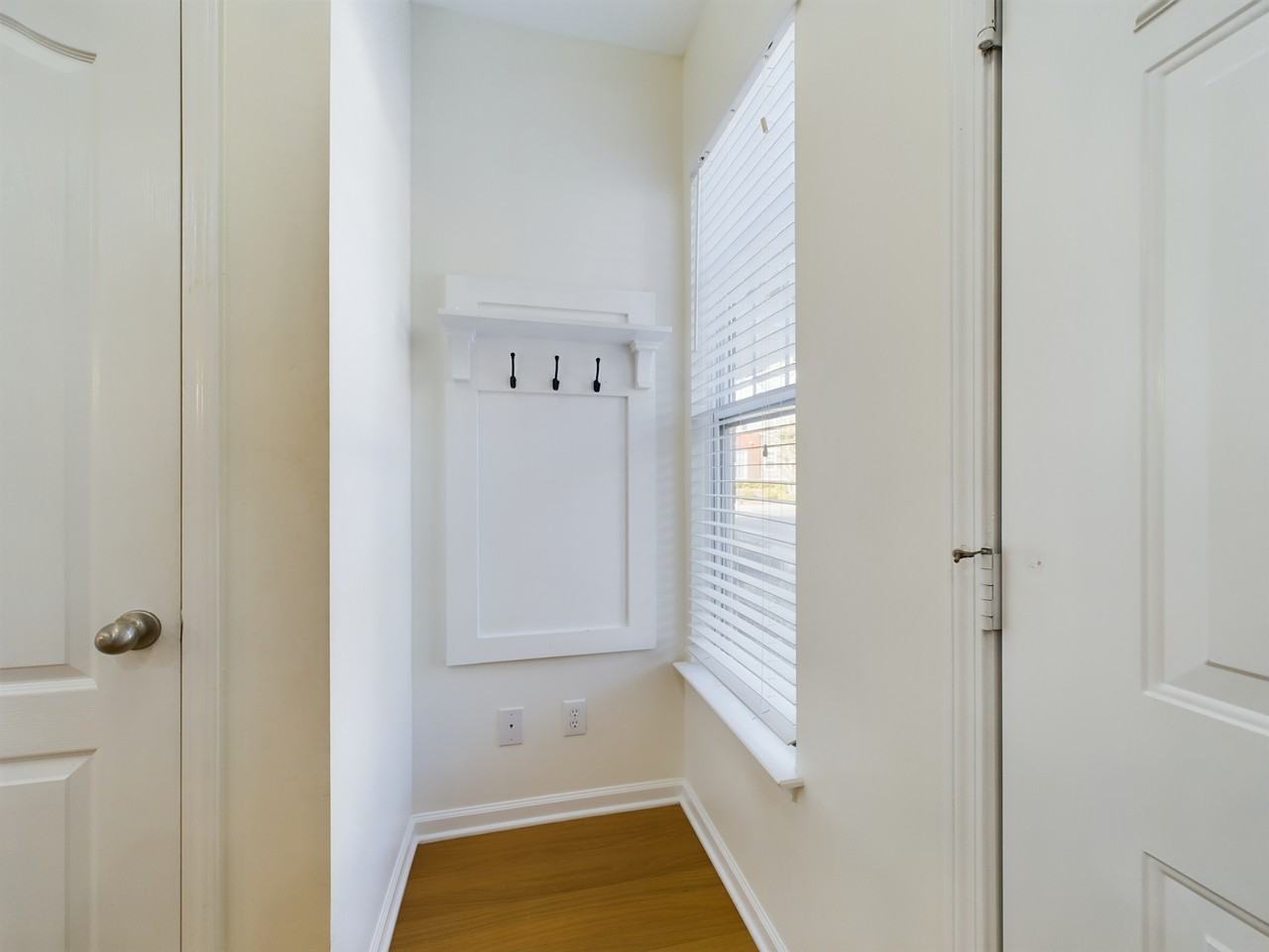 11457 Dixie Glen Dr #1 - Photo 4 of 22