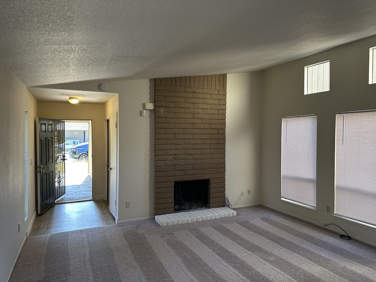 5627 Passero Way - Photo 2 of 34