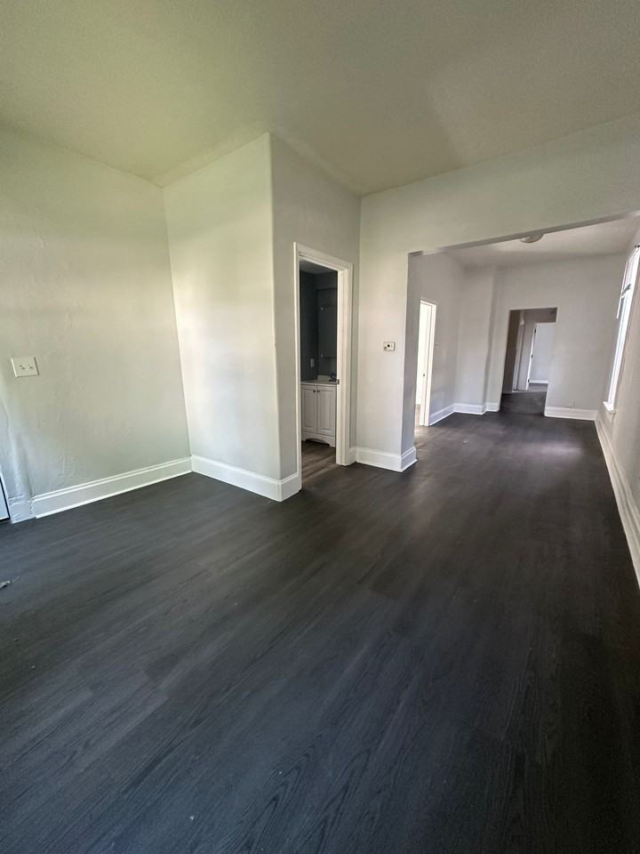 336 Edmund Ave #1 - Photo 3 of 11