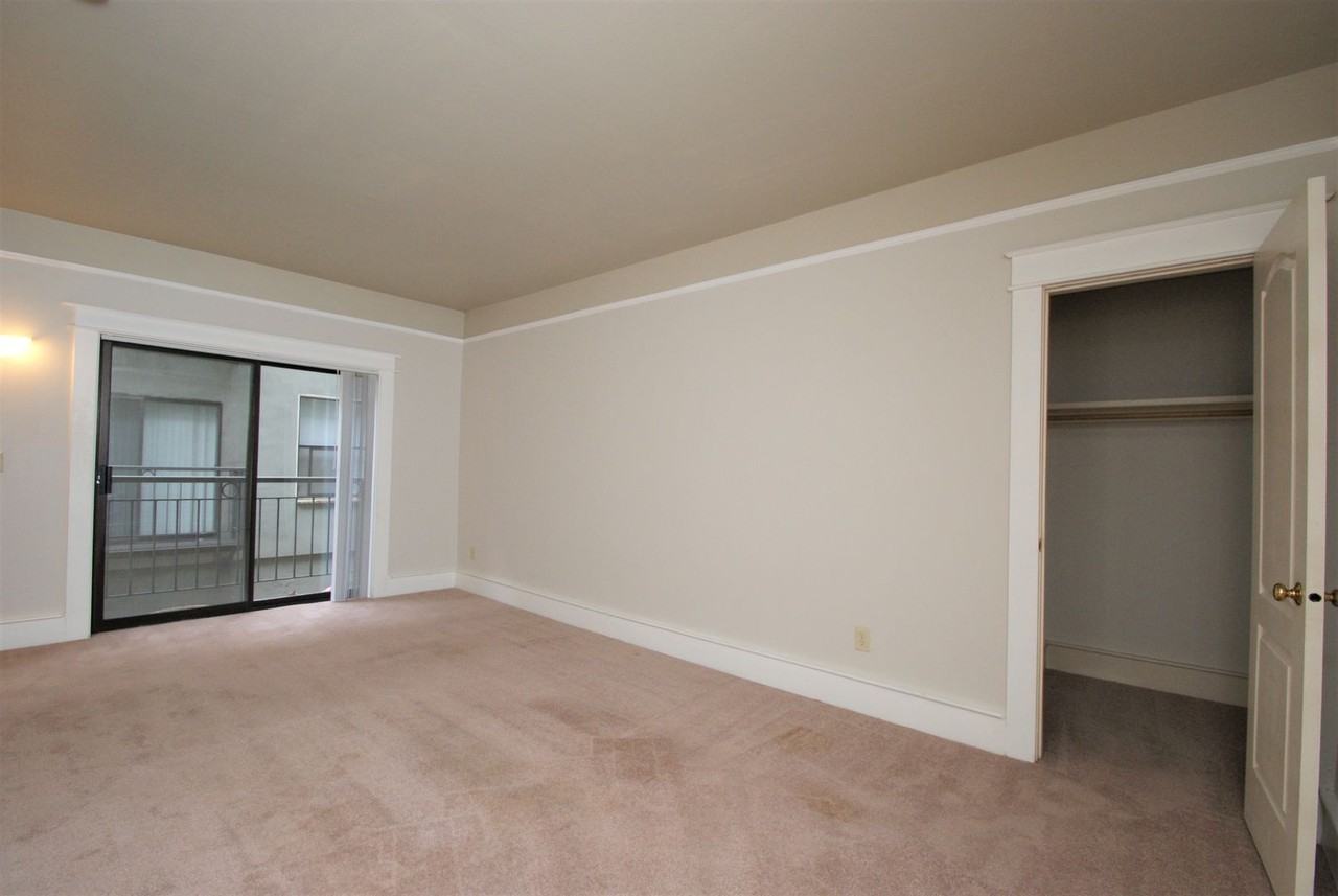 Watermarke Apartments - Photo 5 of 11