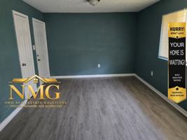 featured image of 5301 Queen Mary Ln #1
