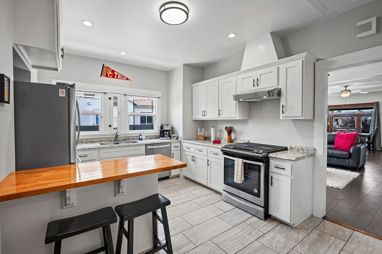4232 S Olive St #1 - Photo 5 of 9