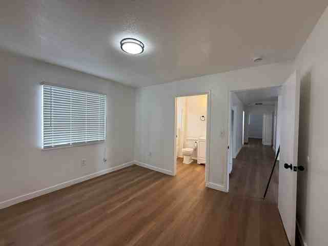 6300 S San Pedro St #6300 - Photo 4 of 10