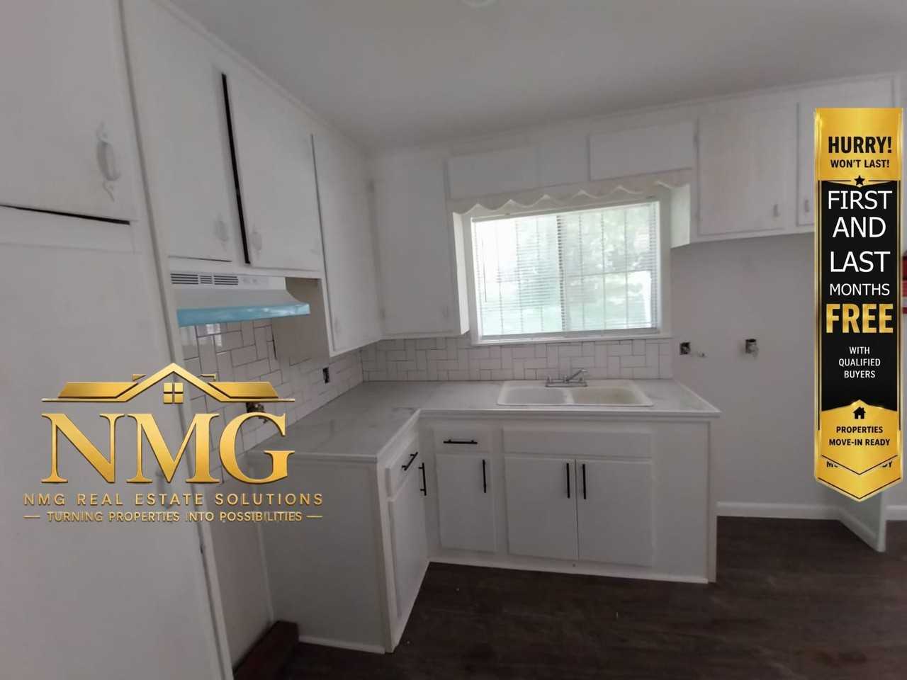 1069 Brookley St #1 - Photo 7 of 9