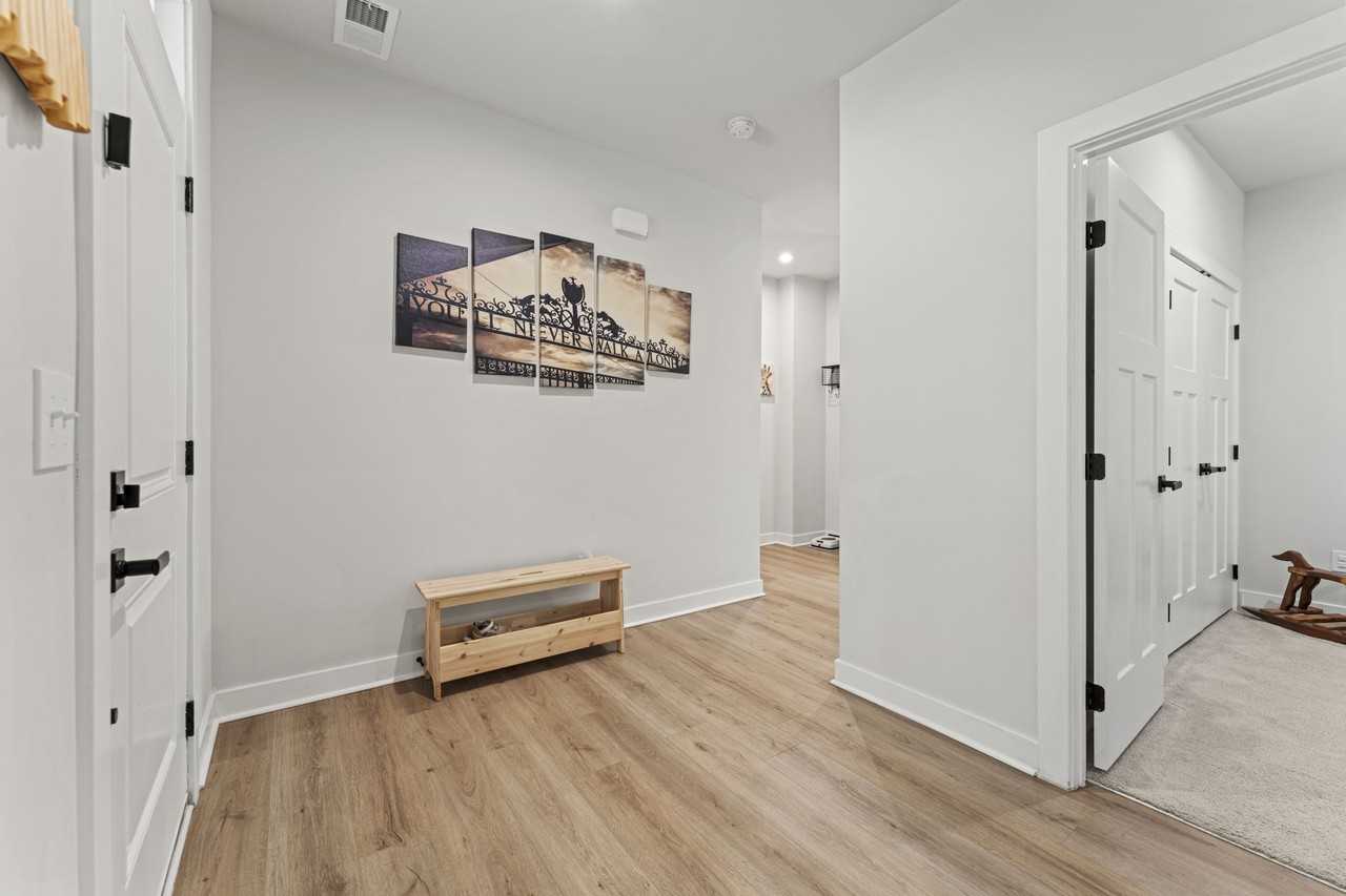 5095 Ives Ave #1 - Photo 5 of 32