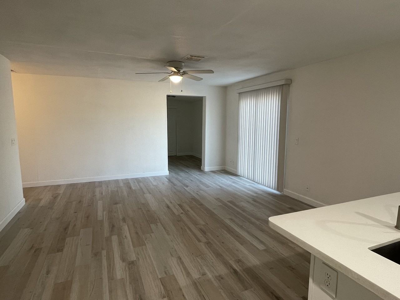 824 W Romo Jones St - Photo 3 of 14