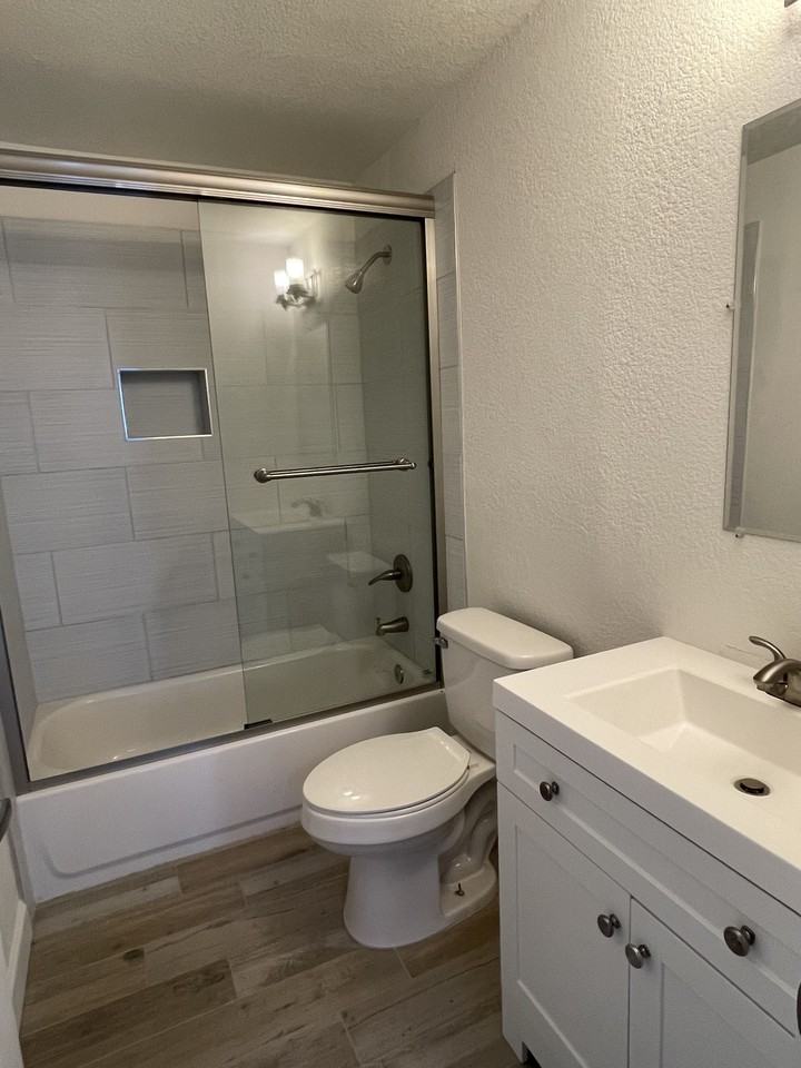 824 W Romo Jones St - Photo 7 of 14