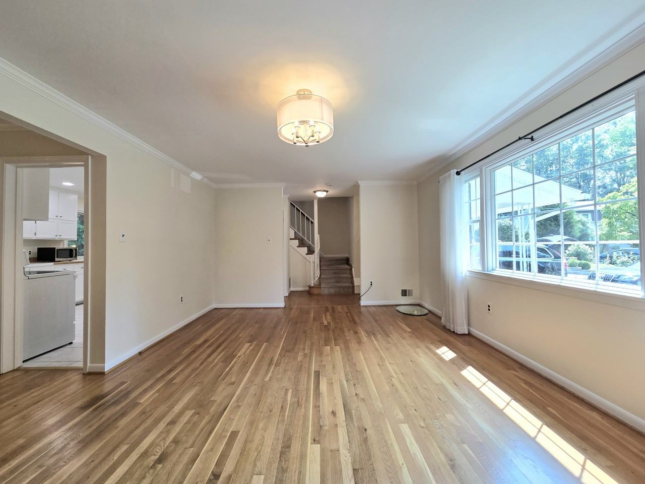 111 Tamarisk Ct #1 - Photo 5 of 50