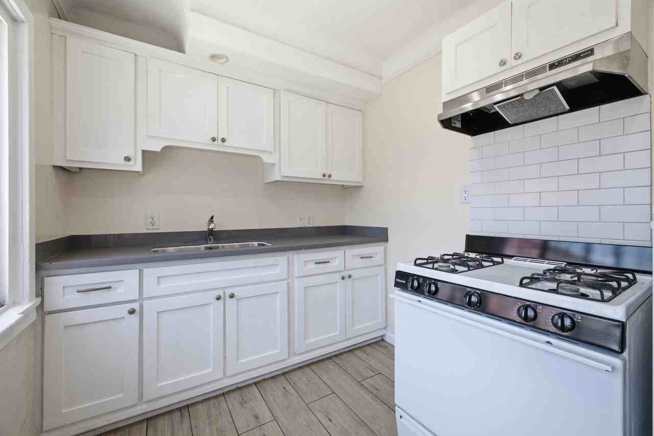 612 E 87th St - Photo 5 of 17