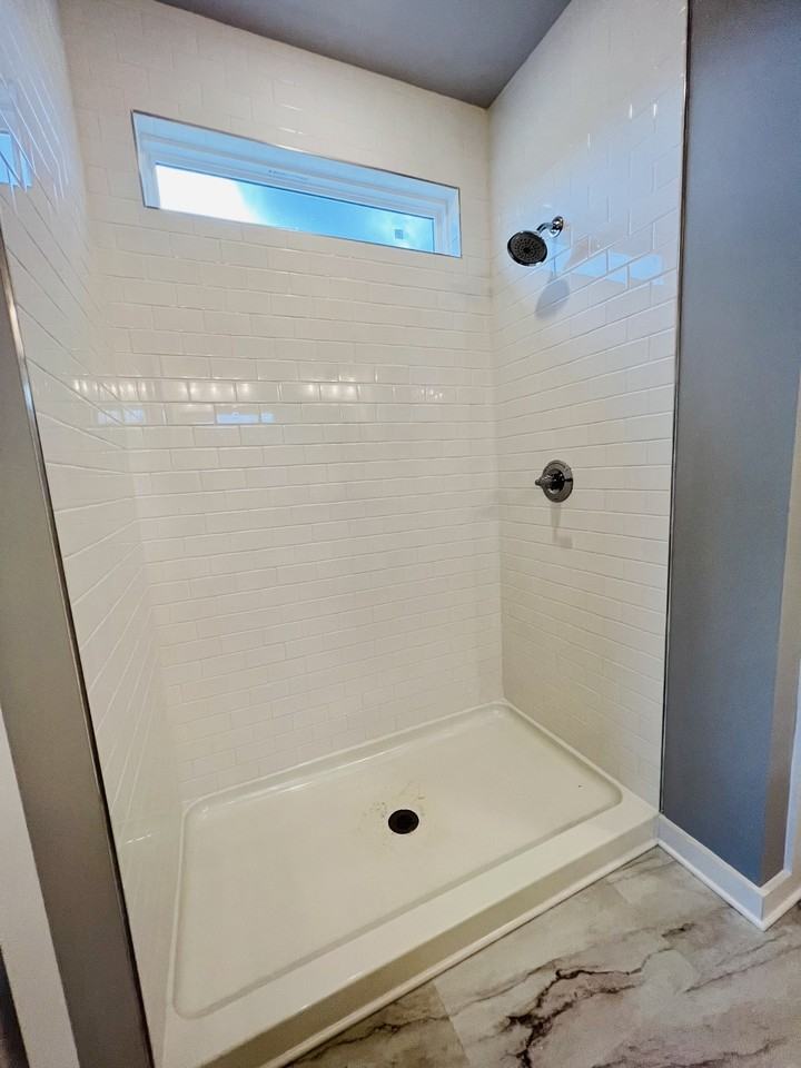 731 N Main St #1 - Photo 5 of 22