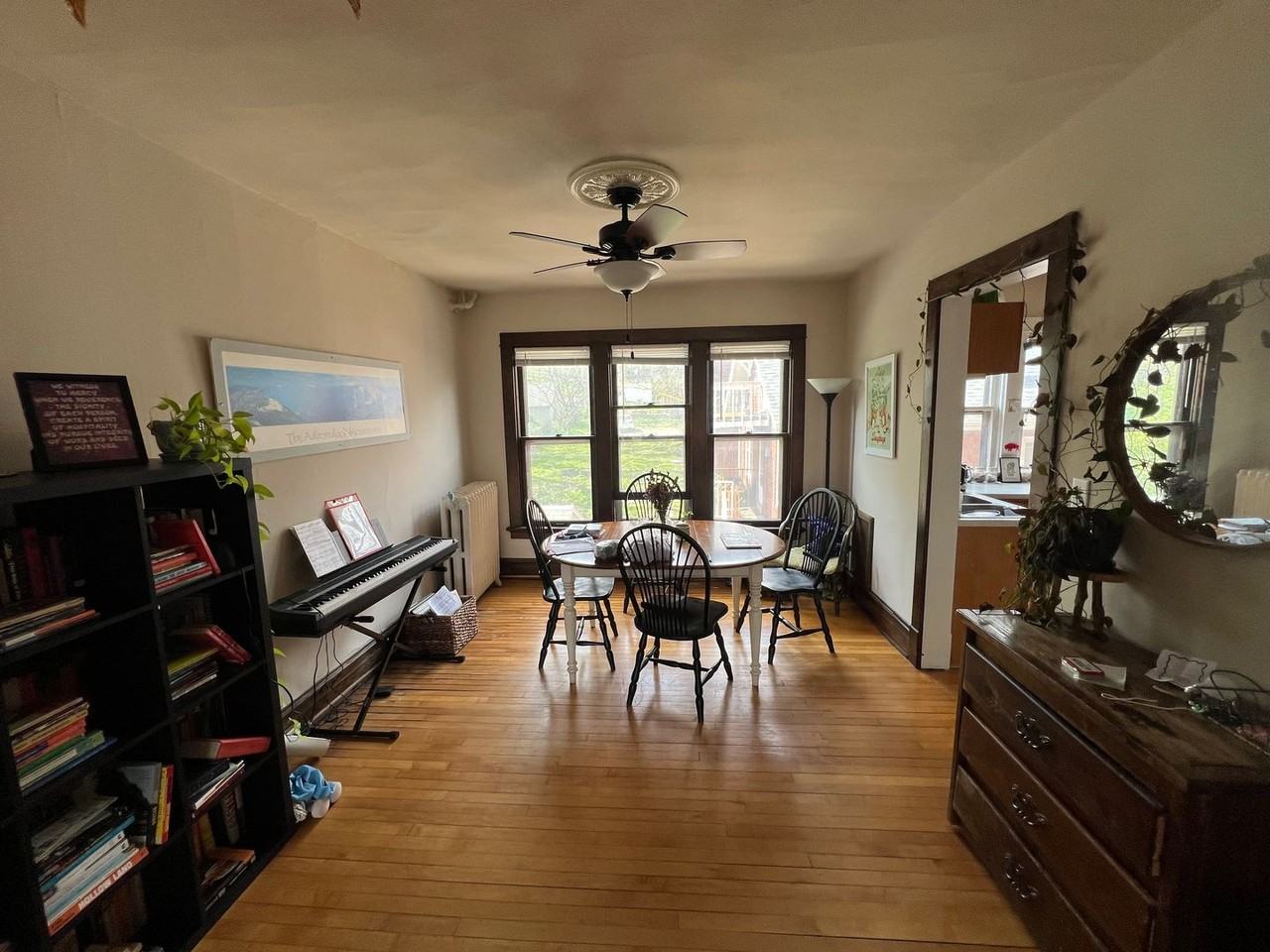 916 E Gorham St - Photo 3 of 17