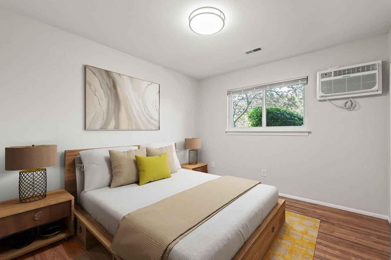 Plymouth Gardens Apartments - Photo 6 of 21