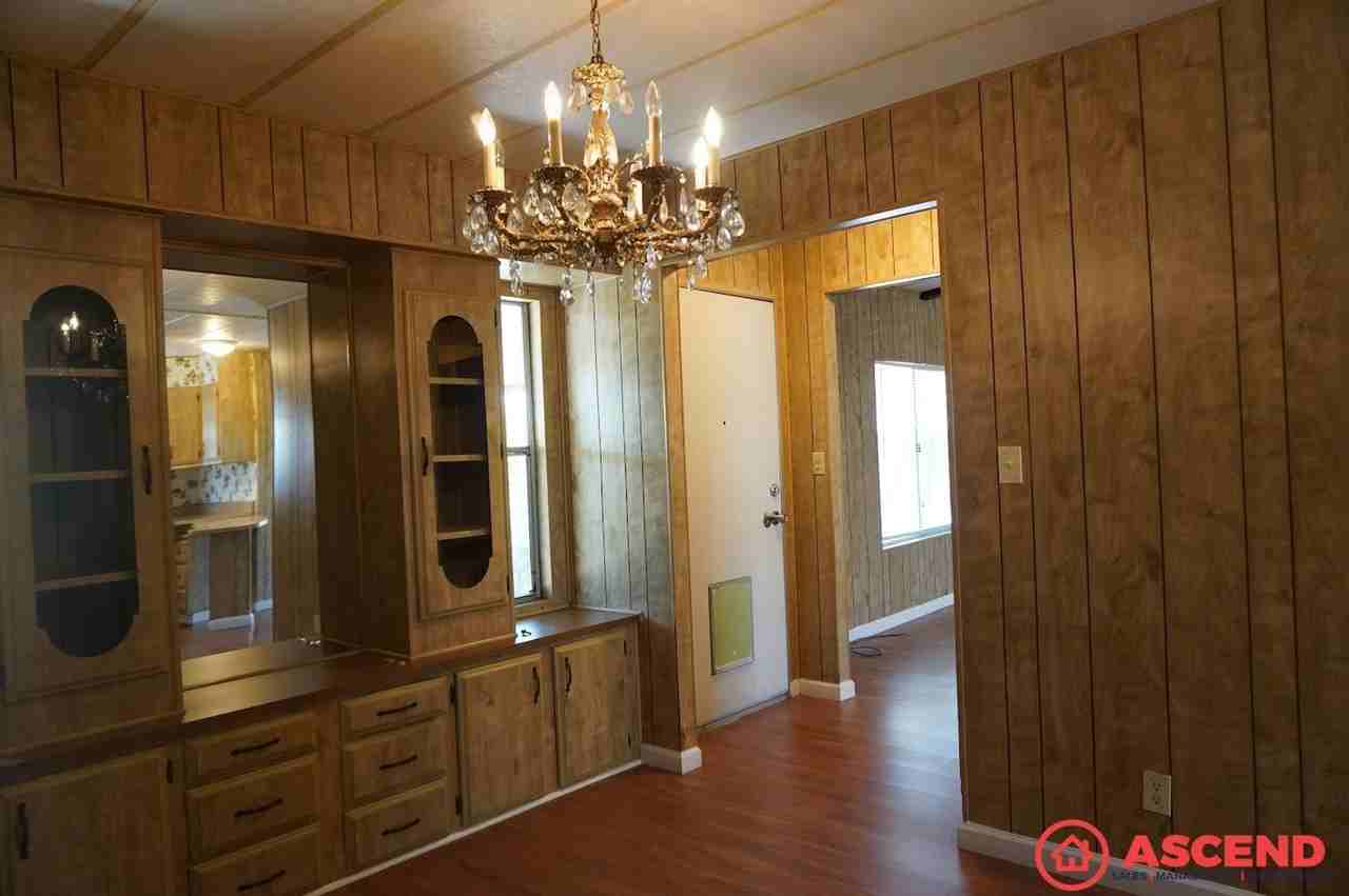 3605 Biltmore Ln - Photo 2 of 13