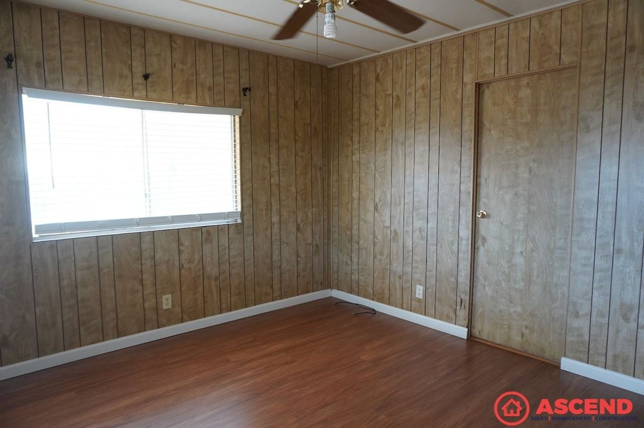 3605 Biltmore Ln - Photo 6 of 13