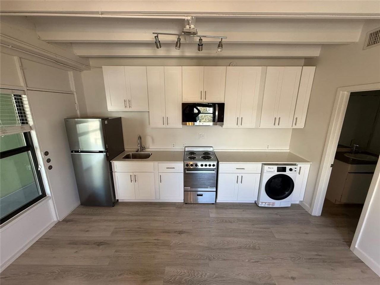 Lone Star Lofts - Photo 2 of 33