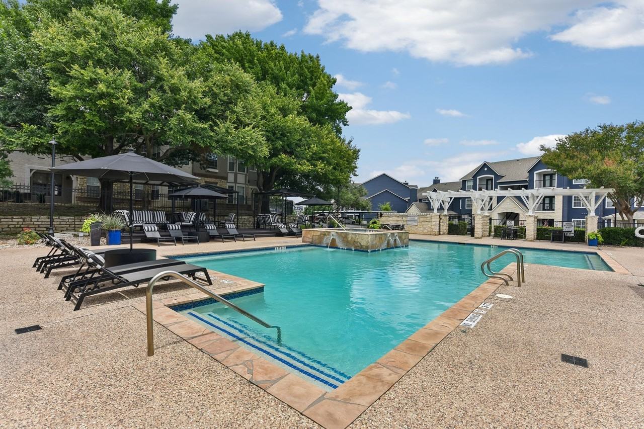 Madison Dell Ranch Apartments - Photo 5 of 50