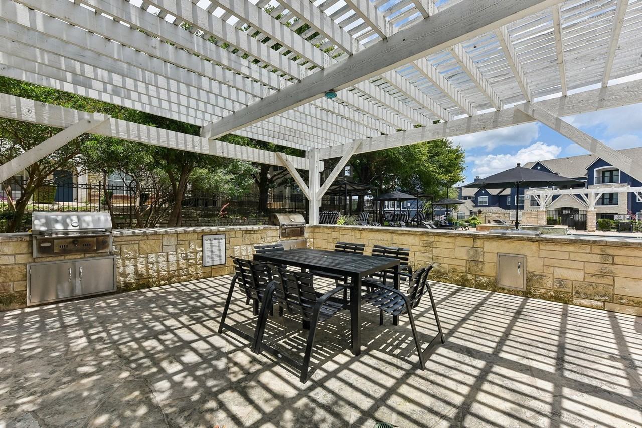 Madison Dell Ranch Apartments - Photo 7 of 50