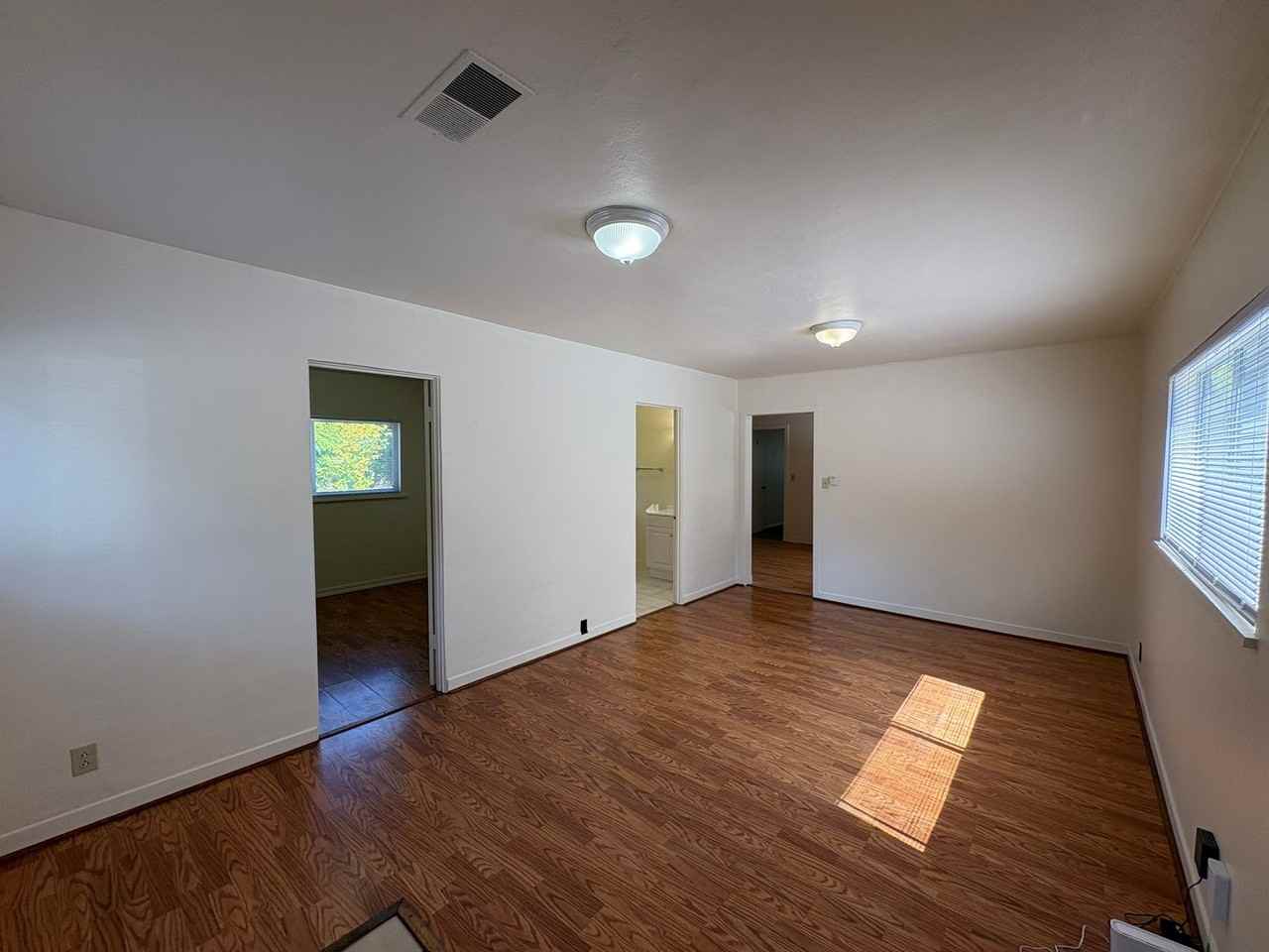 570 Granite Ave - Photo 3 of 14