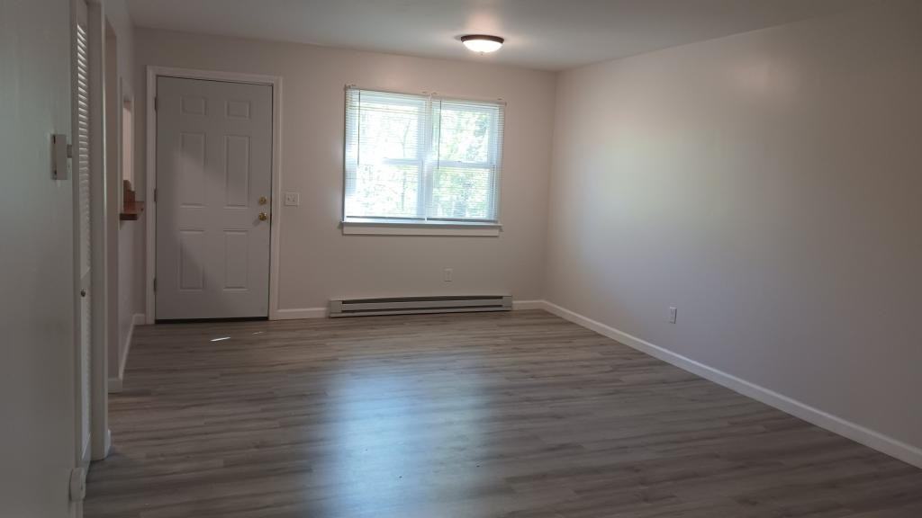 65 Maple St - Photo 6 of 18