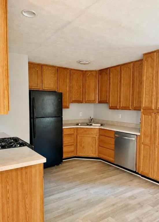 10710 Milwaukee Way - Photo 3 of 11