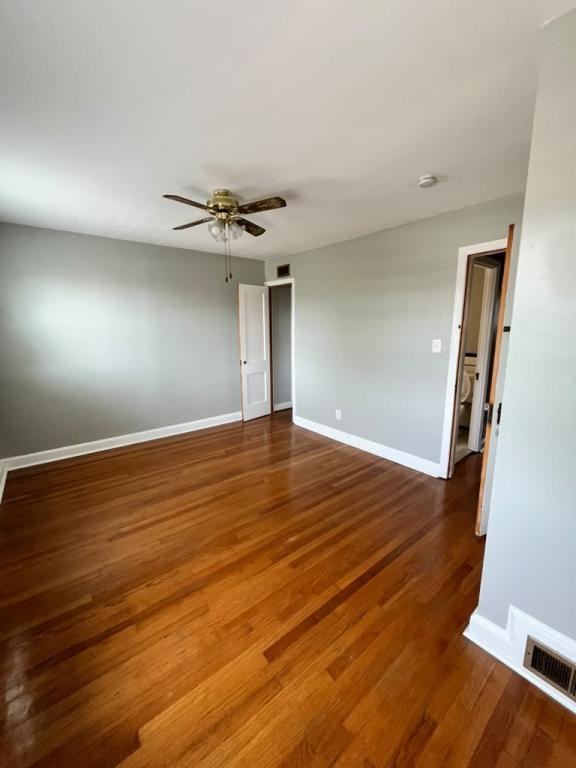 2327 13th Pl Ne - Photo 2 of 29