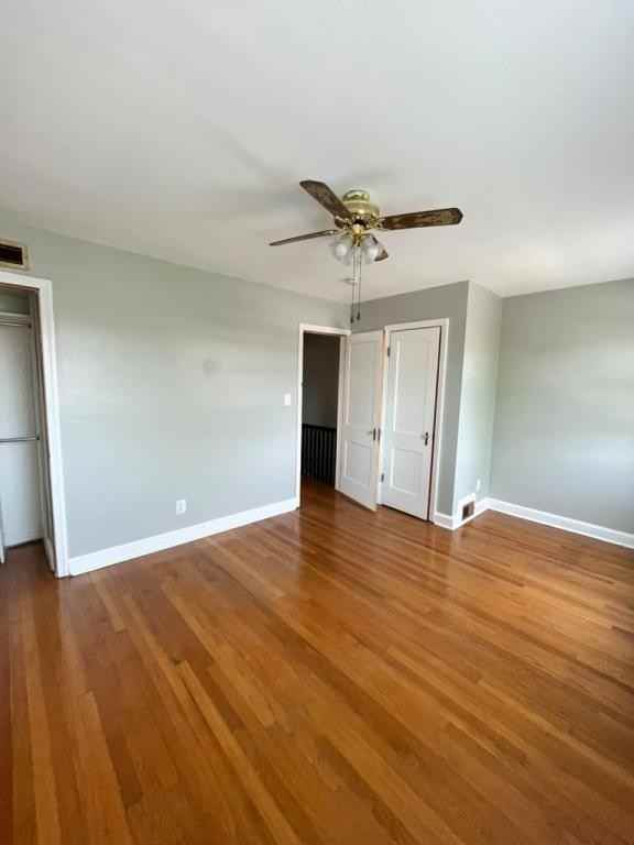 2327 13th Pl Ne - Photo 3 of 29