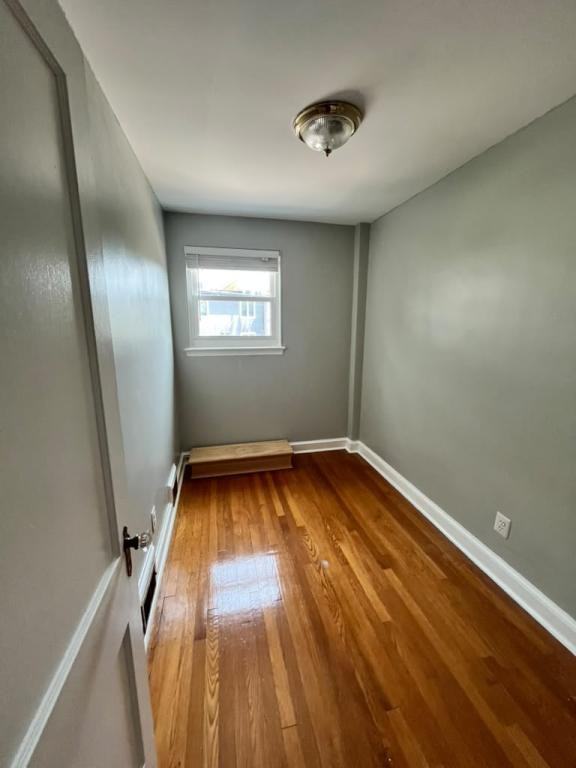 2327 13th Pl Ne - Photo 7 of 29