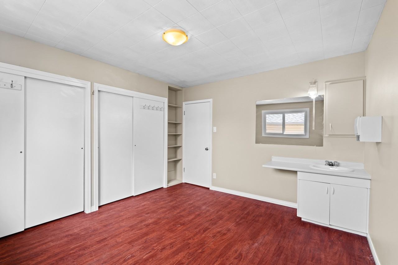 8703 128 Ave NW - Photo 4 of 15