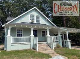 featured image of 102 Parkview St W
