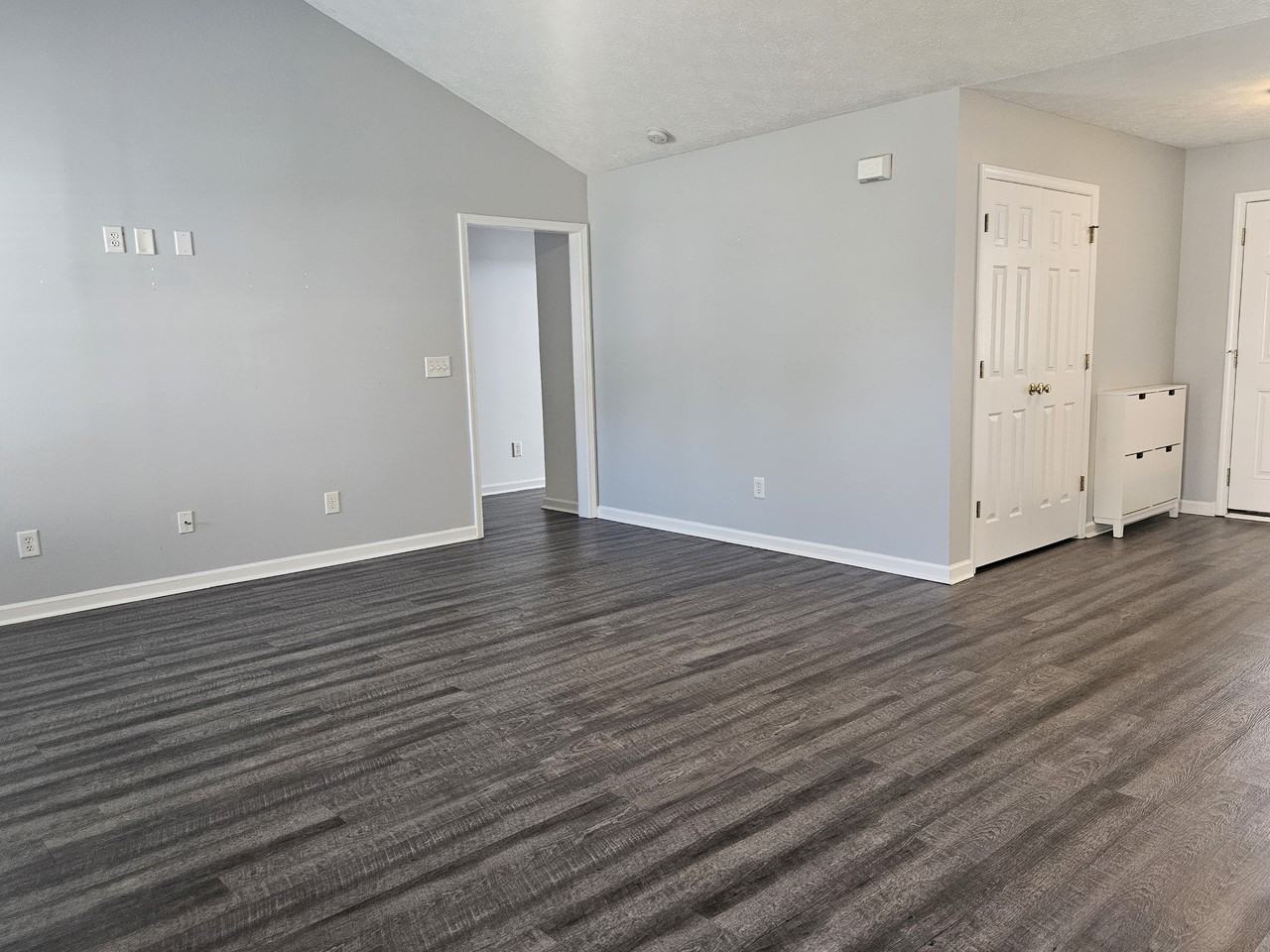 1200 Beeston Ct - Photo 7 of 50