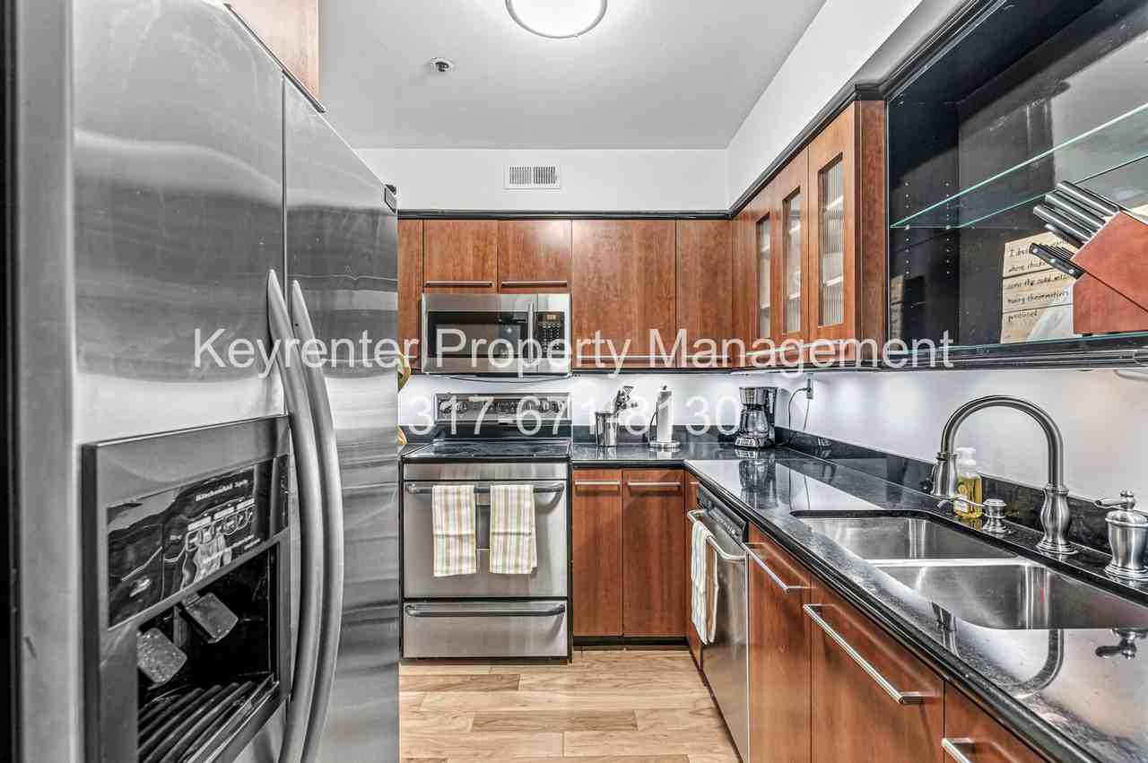 714 Buchanan St #4 - Photo 5 of 28