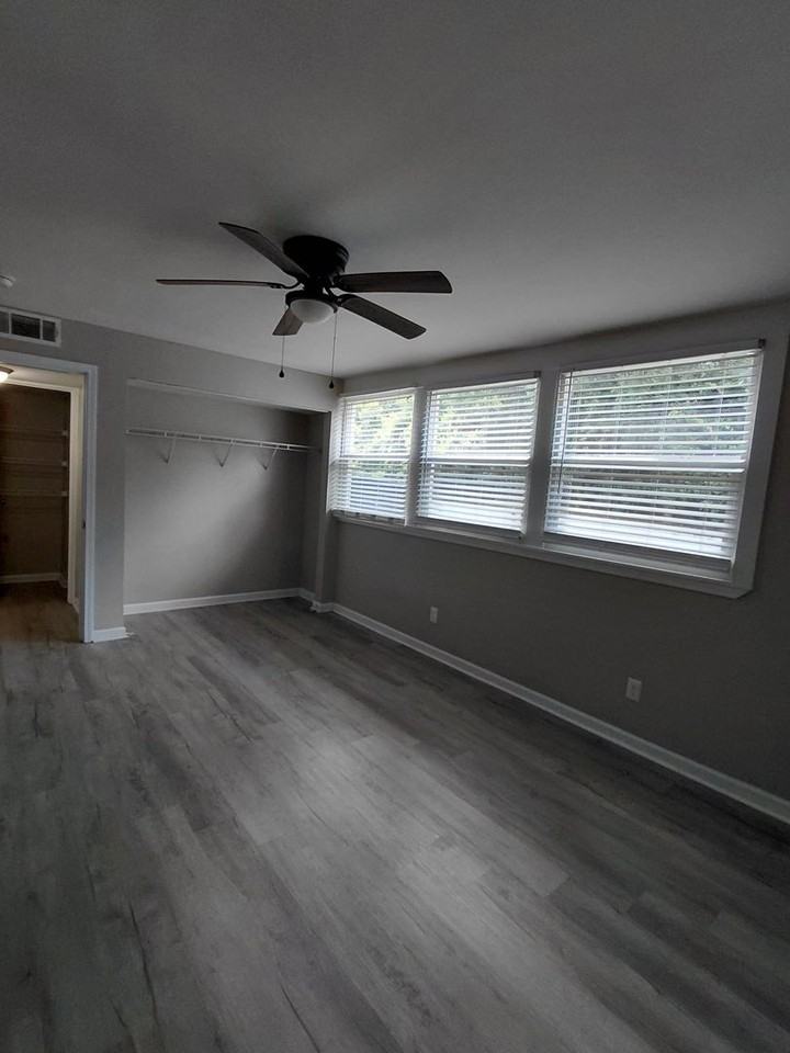 The Pines - Photo 2 of 13
