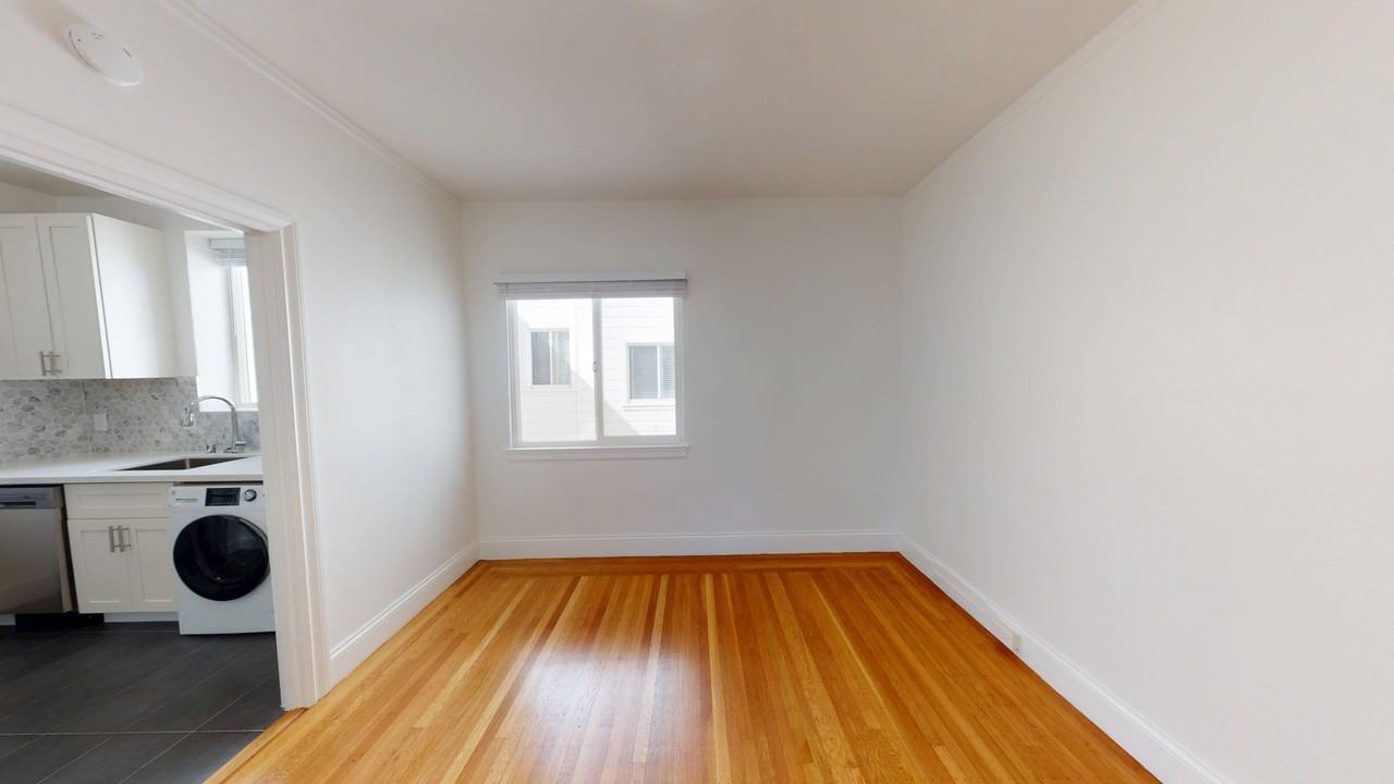 2844 Lyon Street - Photo 3 of 14